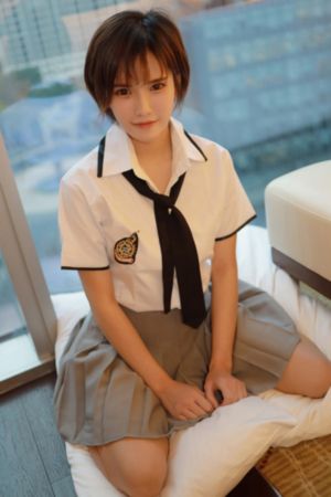 女职员