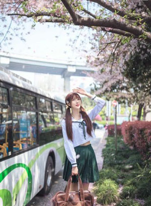 去他的世界