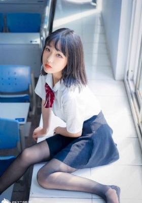 白色妖精泷泽萝拉