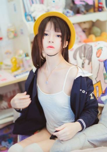 倩女杏花开