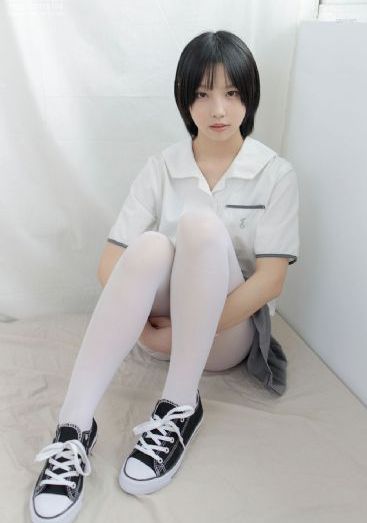 迷人的保姆观看