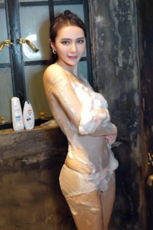 《秘书》