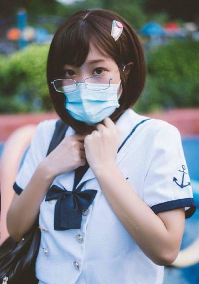 天降女子从2楼掉了下来樱花未增