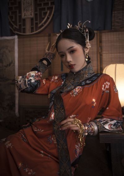 朋友的母亲在线看