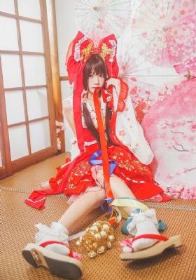 与君初相识恰似故人归